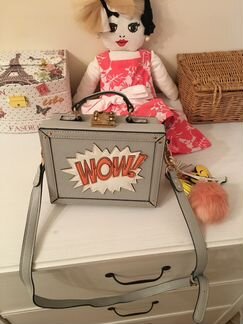 Сумка в стиле пор-арт