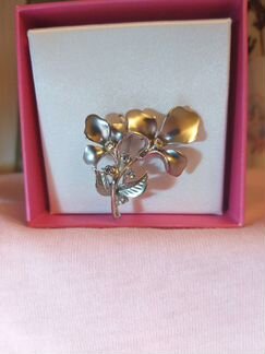 Винтажная брошь-цветочек