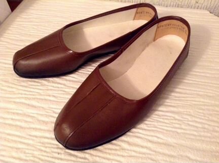 Тапочки. Нат. кожа. Новые. Размеры 23; 25; 25,5