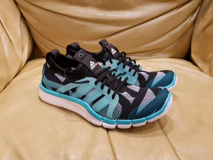 Кроссовки новые Adidas 36 р (23 см )