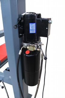 Подъемник под сход-развал на 4 тонны с траверсой