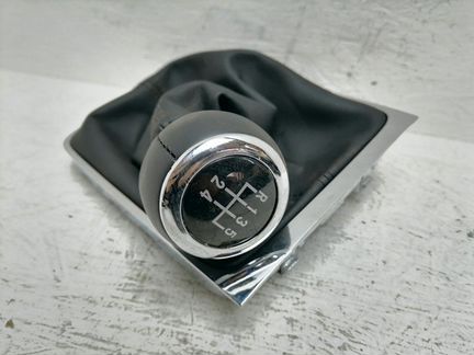 Ручка кпп Volkswagen Passat B6 2010