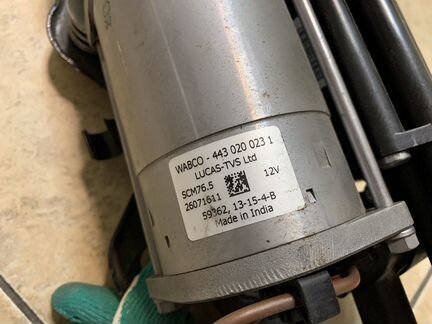 Компрессор пневмоподвески BMW X5 x6 x6m x5m f15 f1