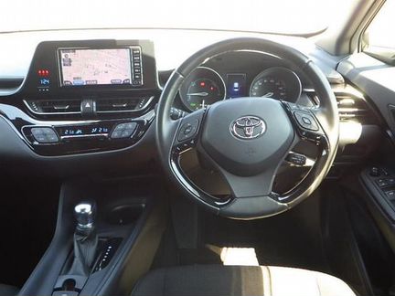 Toyota C-HR 1.8 CVT, 2017, 55 000 км