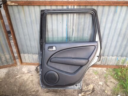 Дверь Mitsubishi Outlander 1 задняя правая