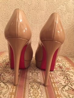Туфли Christian Louboutin