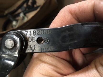 Ограничитель двери передний правый Bmw 5-Series