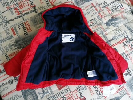 Новая красная осенняя куртка mothercare