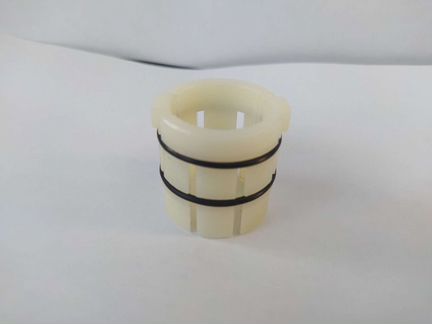 Втулка рулевой рейки Тойота Королла 120 левый руль