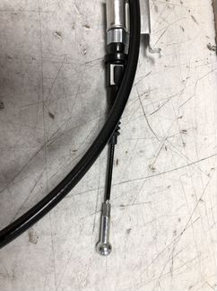 Трос ручного тормоза правый Toyota Auris 2007-2015