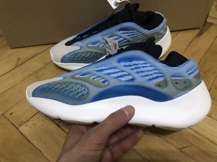 Adidas yeezy boost 700 v3 кроссовки новые