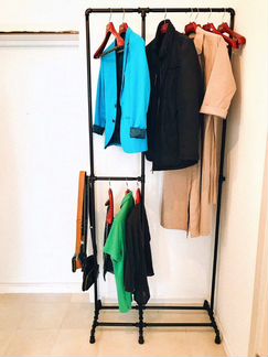 Дизайнерский рейл(вешалка для одежды)