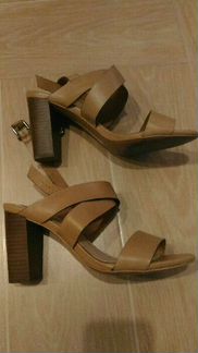 Босоножки Zara