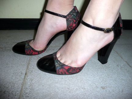 Открытые туфли Kenzo р.39, стелька 25 см